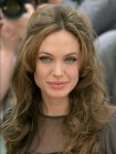Gyermekágyi depresszióval küzd Angelina Jolie