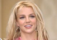 Britney már a fotósokkal is lefekszik