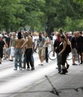 A melegfelvonulási tüntetõk közül 12-öt állíthatnak bíróság elé