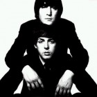 John Lennon szexuálisan vonzódott Paul McCartney-hoz?