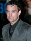 Robbie Williamsnek benõtt a feje lágya? Gyermeket akar!