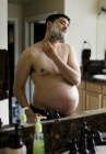 Megint terhes az az amerikai férfi, aki a nyáron kislánynak adott életet