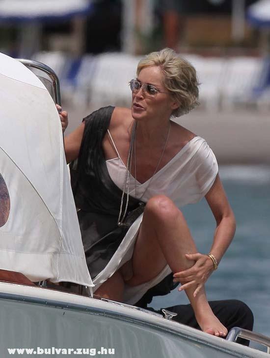 Sharon Stone bugyit villant