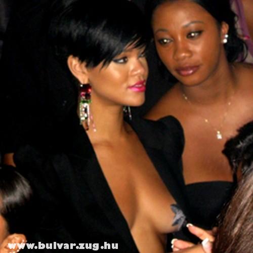 Rihanna mellei