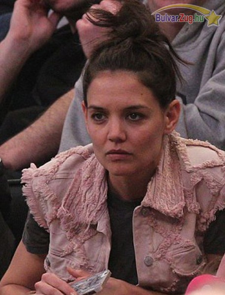 Így mutat smink nélkül Katie Holmes