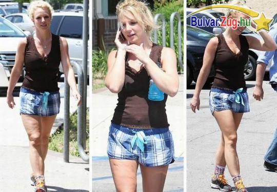 Kivillantotta narancsbőrös combjait Britney Spears