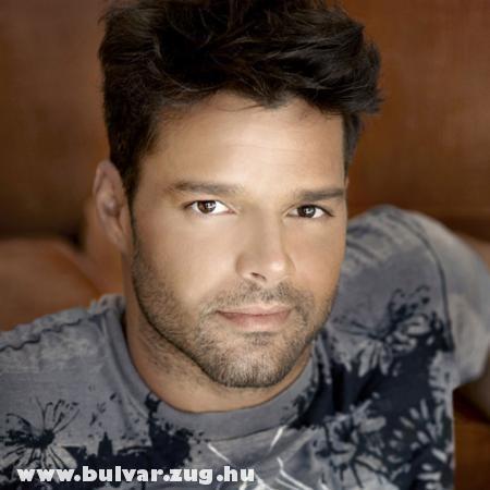 Ricky Martin fiatlon