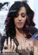 Katy Perry az ujjain hordja a võlegényét
