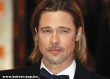 Brad Pitt az év apukája címre hajt