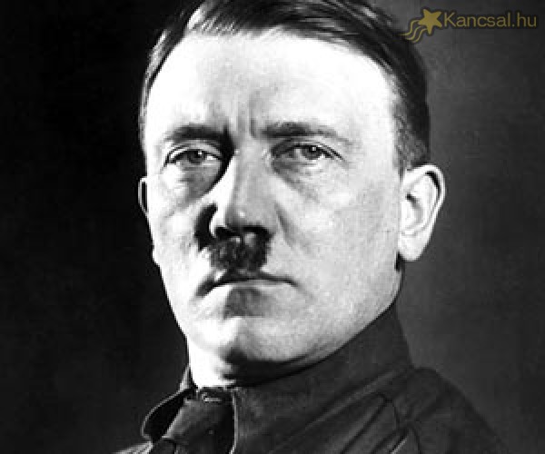 A Hitler-bajusz tündöklése és bukása