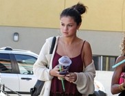 Két hetet töltött rehabon Selena Gomez